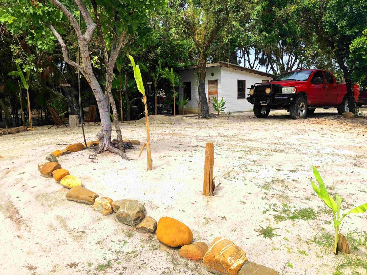 מאיה ביץ' Kin Resort Lodge מראה חיצוני תמונה