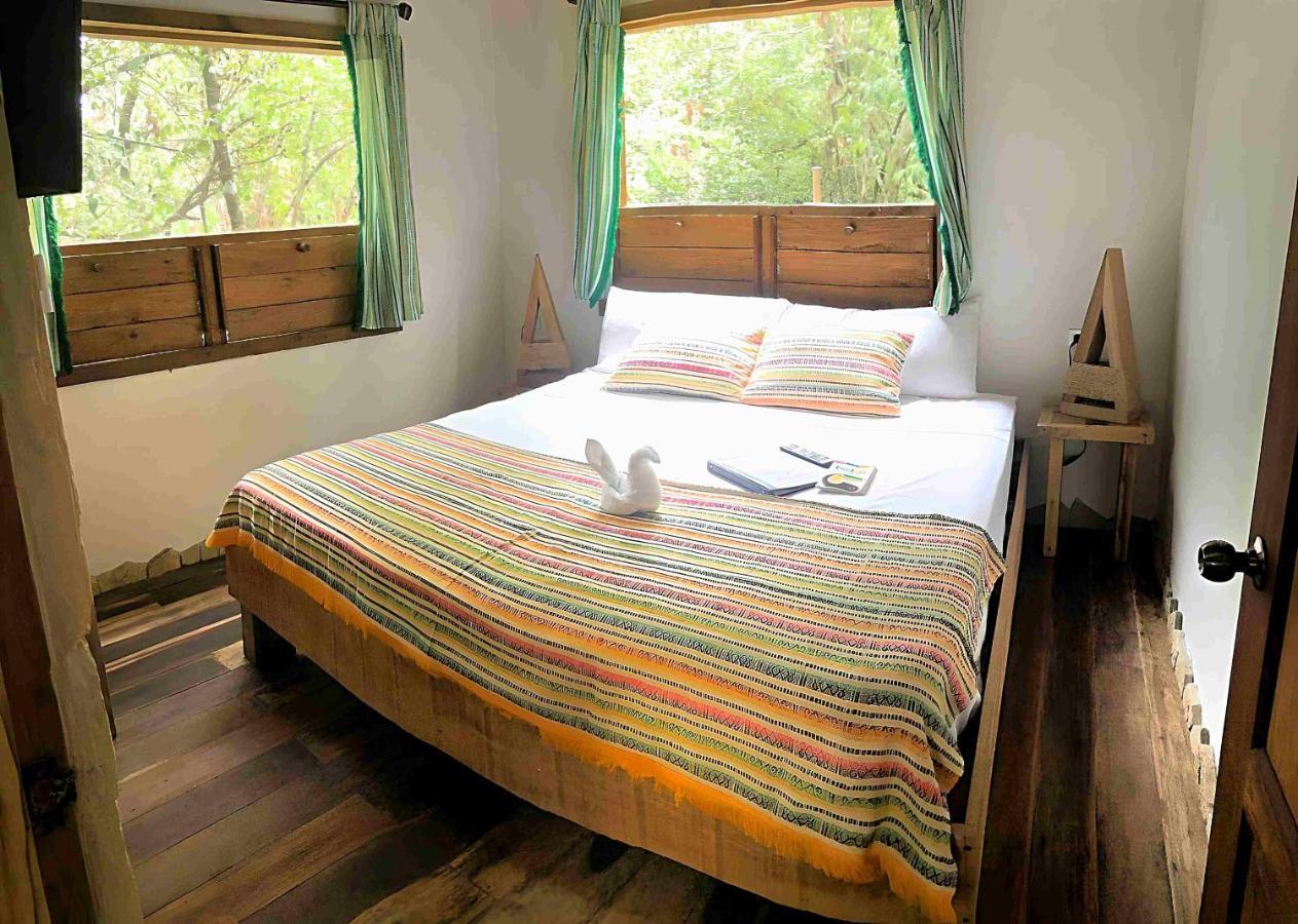 מאיה ביץ' Kin Resort Lodge מראה חיצוני תמונה