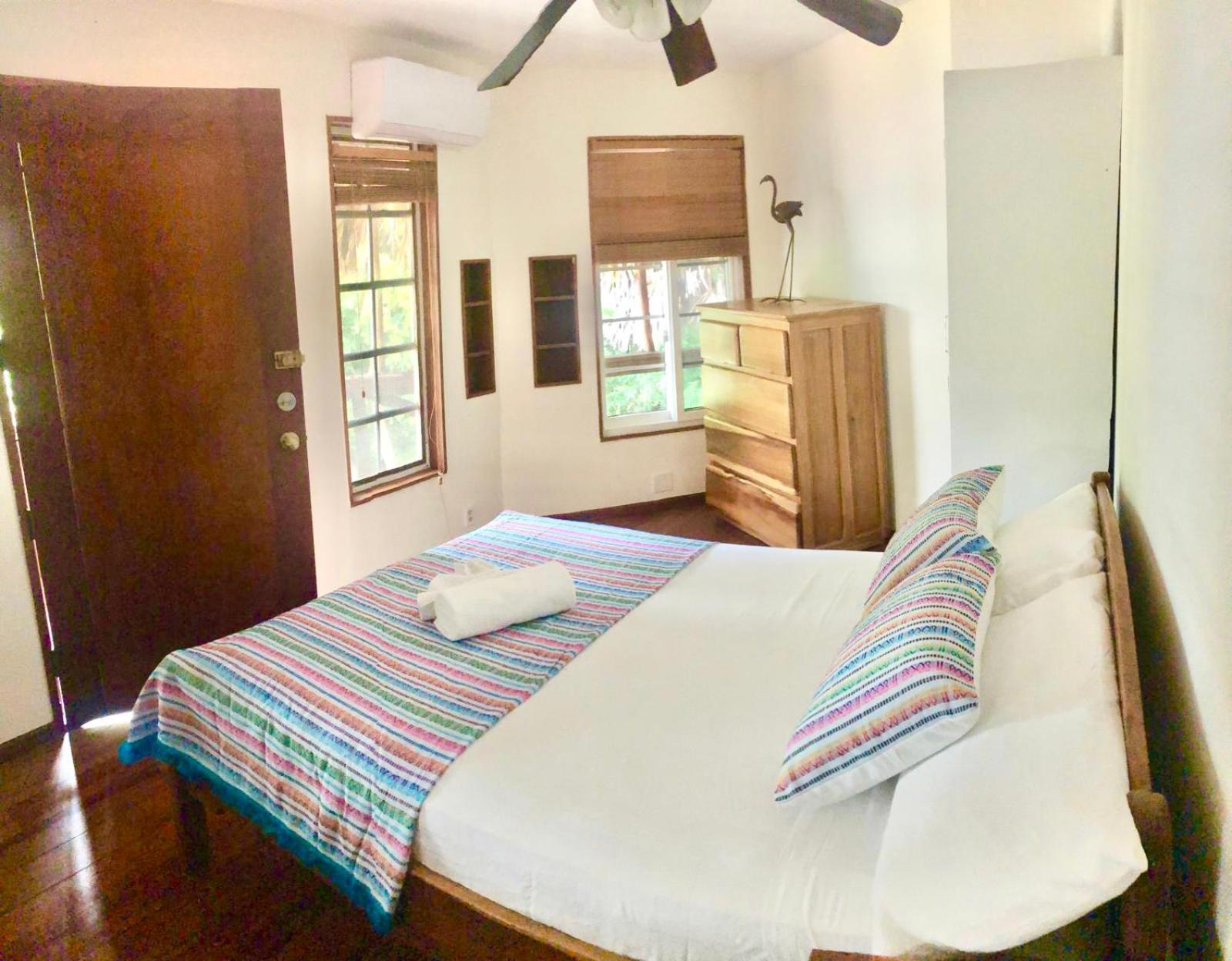מאיה ביץ' Kin Resort Lodge מראה חיצוני תמונה