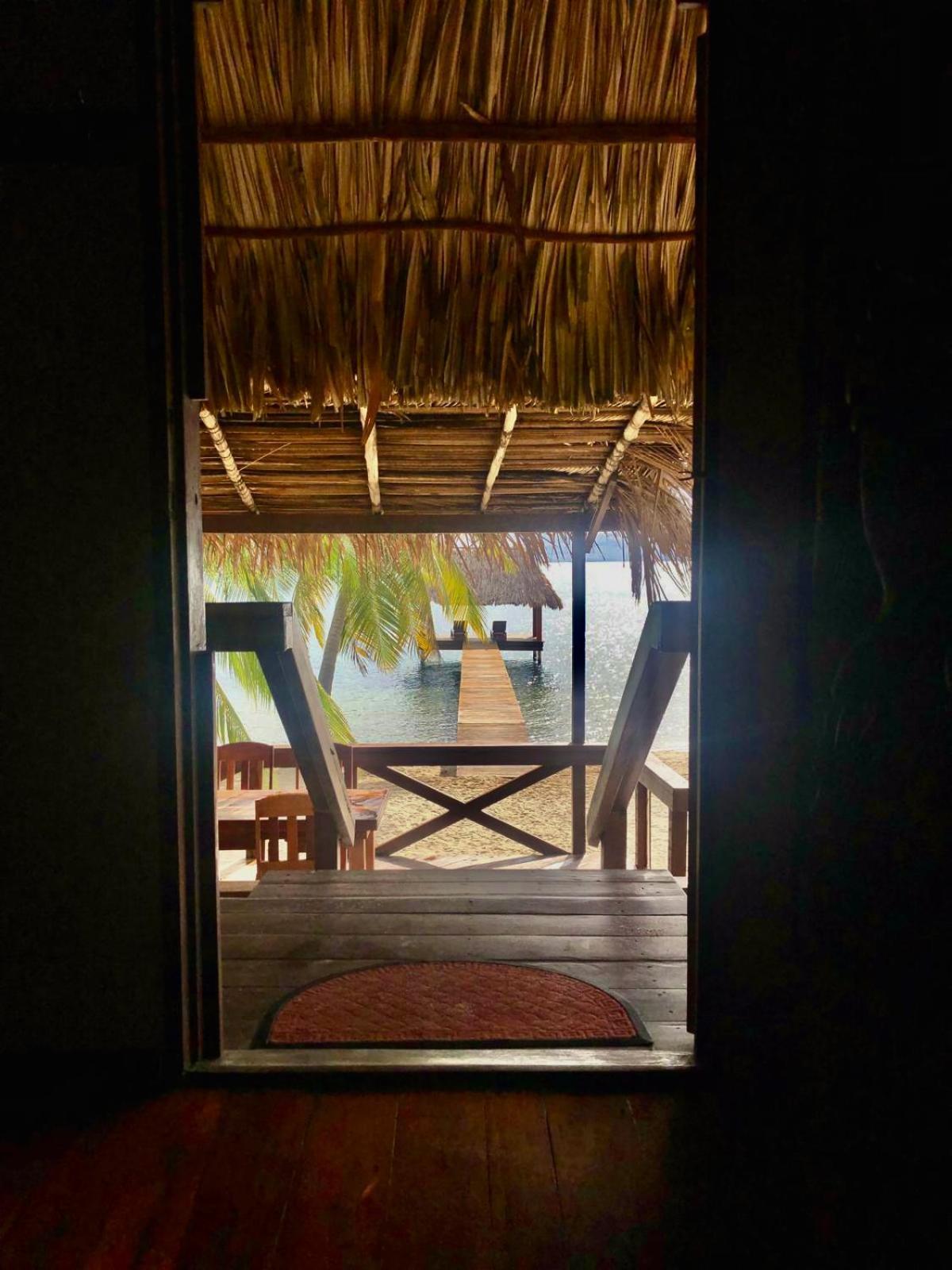 מאיה ביץ' Kin Resort Lodge מראה חיצוני תמונה